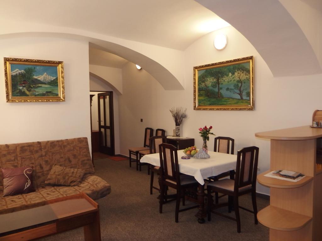 Apartmany U Kocek ターボル 部屋 写真